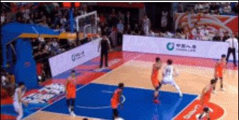 百家乐-空篮失手 摆烂又伤退 王哲林里程碑之夜再引争议