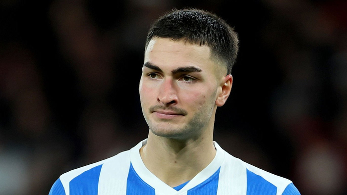 移动娱乐-布莱顿中卫科波拉受西意多队关注，米兰兴趣暂不强烈|AC米兰|中后卫|英超|ac米兰|佛罗伦萨_新浪体育_新浪新闻